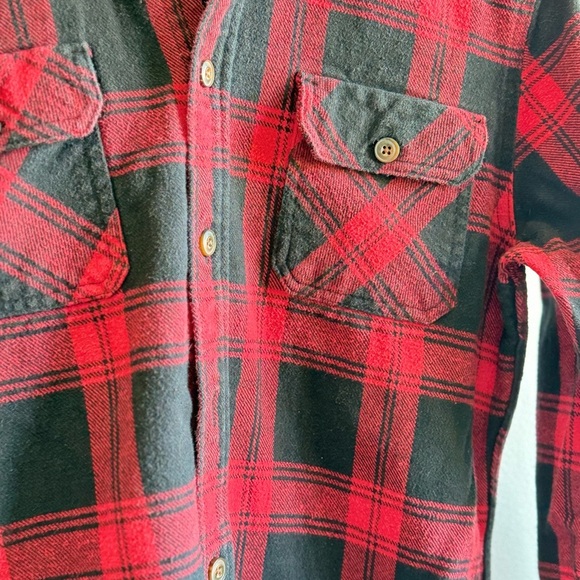 3/$18 Jachs NewYork Men’s/Boys/Unisex Red and Black Plaid Button-Up Shirt M - Picture 3 of 5